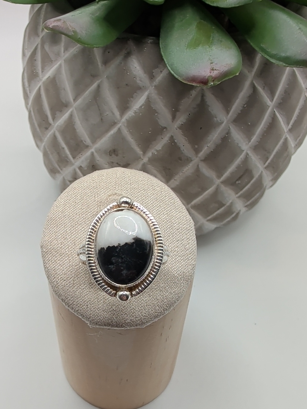 White Buffalo Turquoise Ring, Sz 8